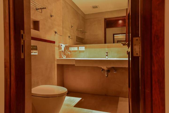Room 13 of 50