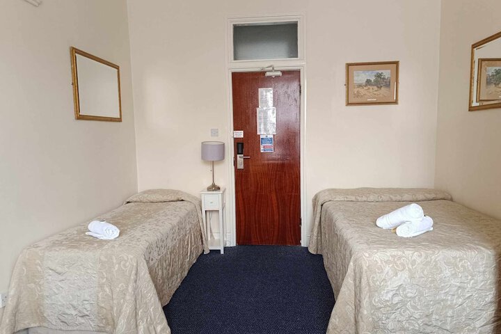 Room 91 of 283