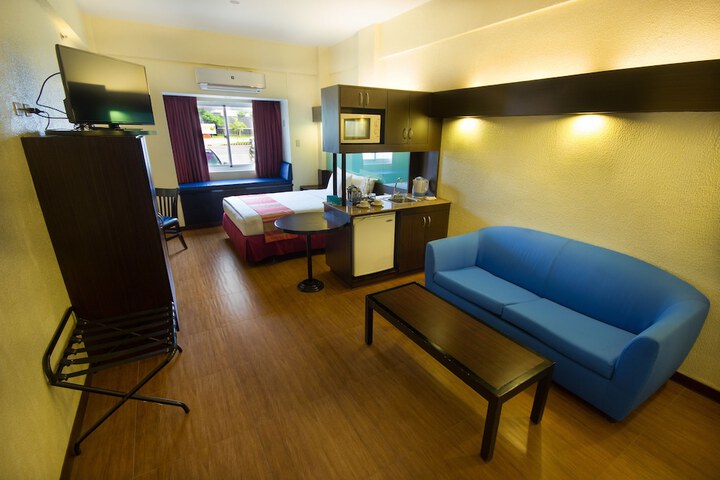 Room 15 of 53
