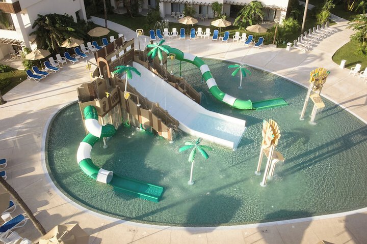 Pool 43 of 120