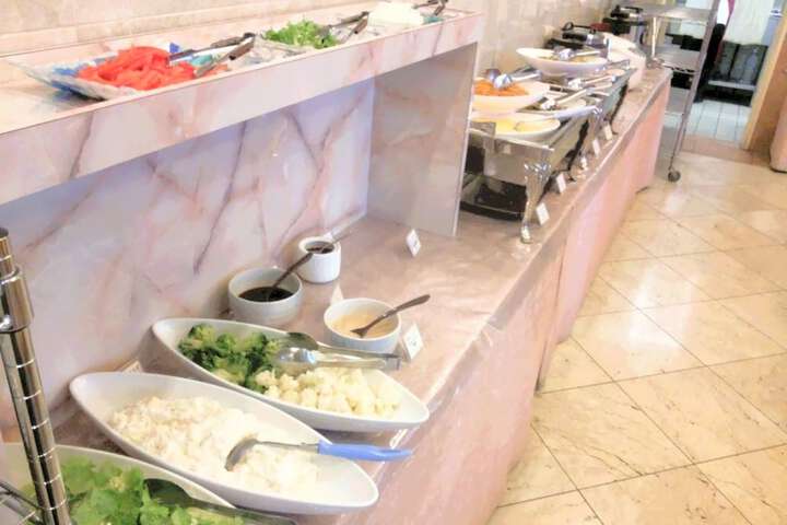 Dining 44 of 65