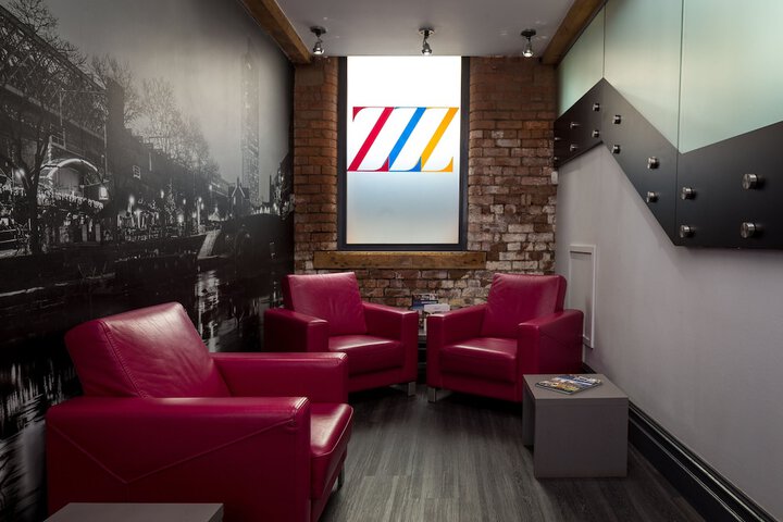 Entrance & Lobby