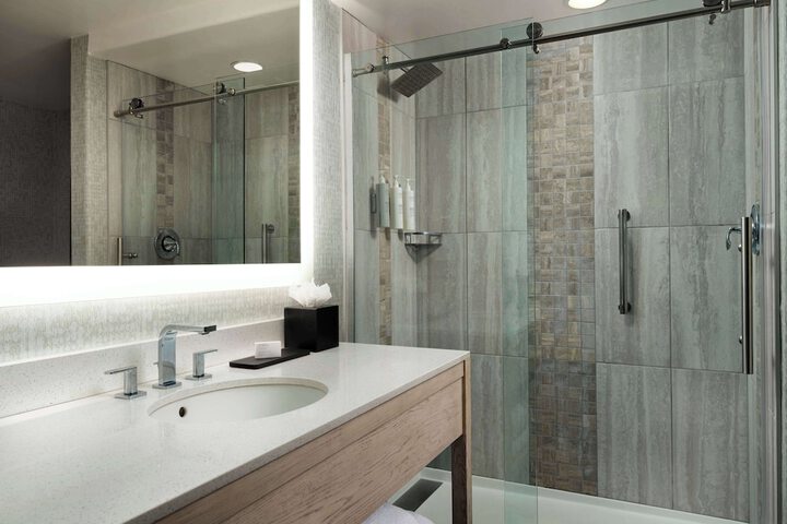 Bathroom shower