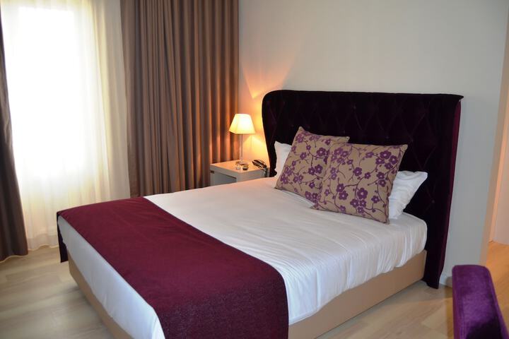 Room 10 of 52