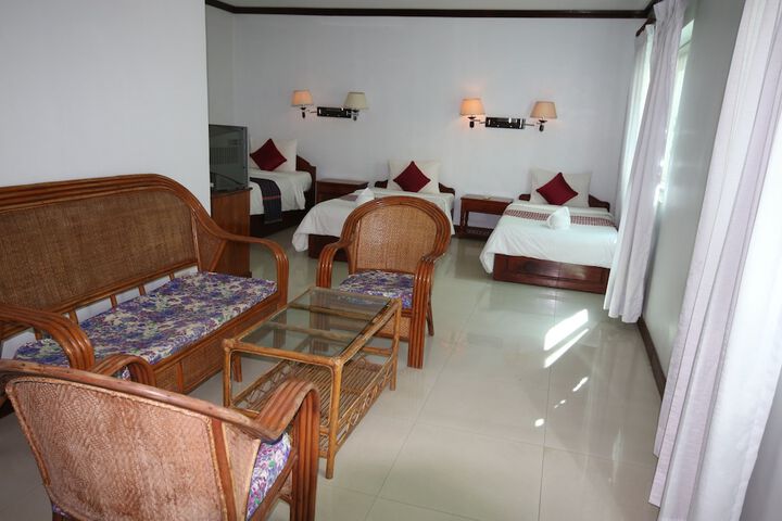 Room 14 of 49