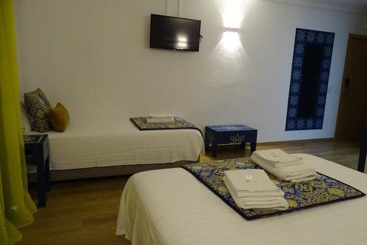 Room 14 of 32