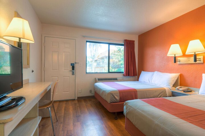 1 Double Bed (10 of 10)