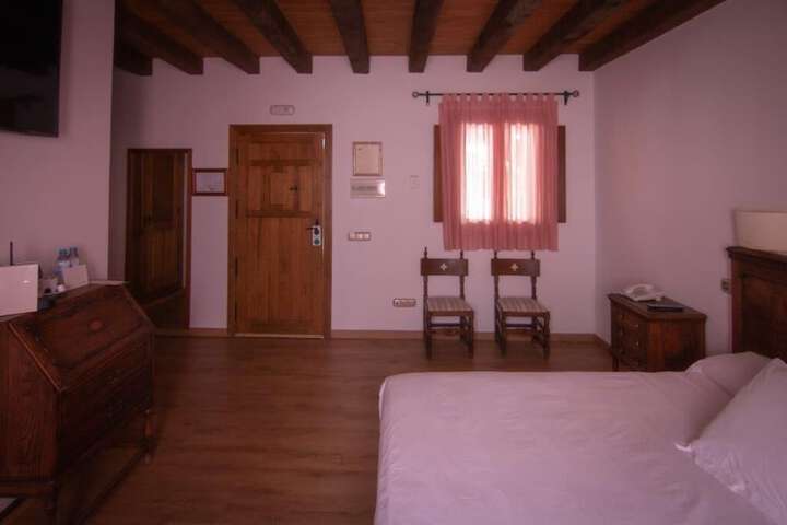 Room 70 of 119