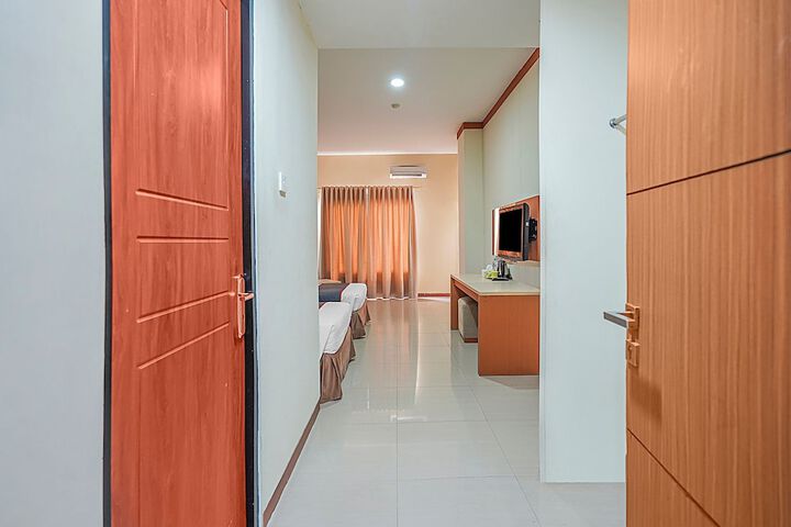 Room 17 of 30