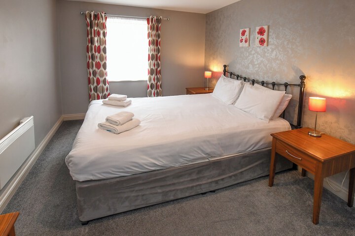 Room 8 of 216