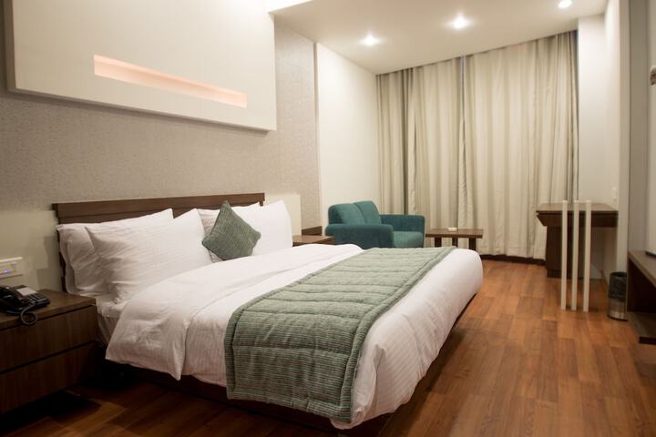 Room 15 of 40