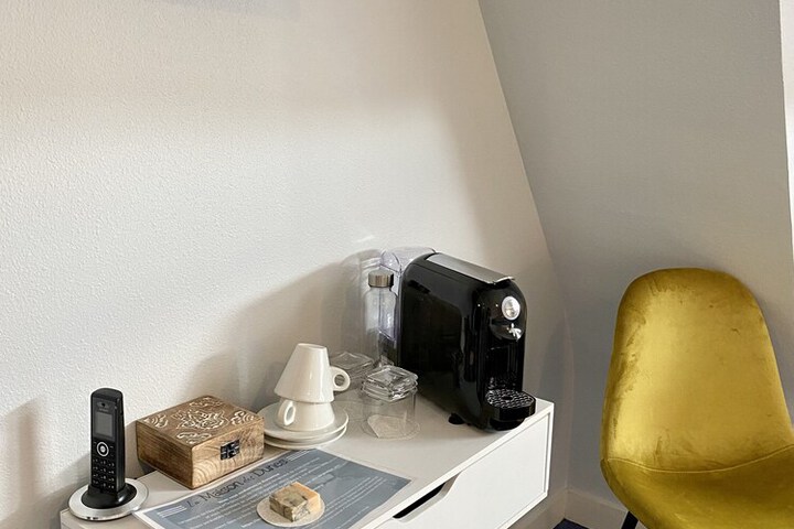 Room 15 of 82