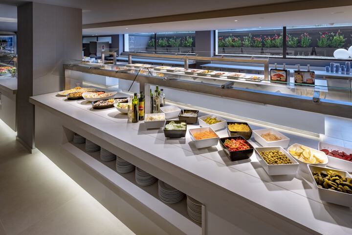 Breakfast buffet