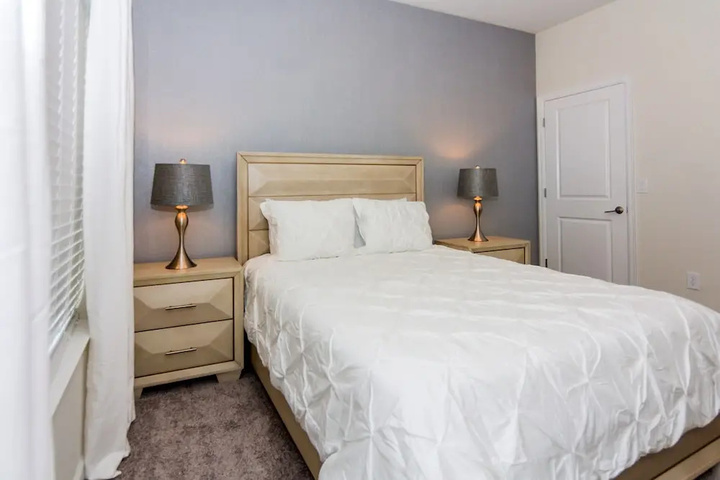 Room 5 of 25