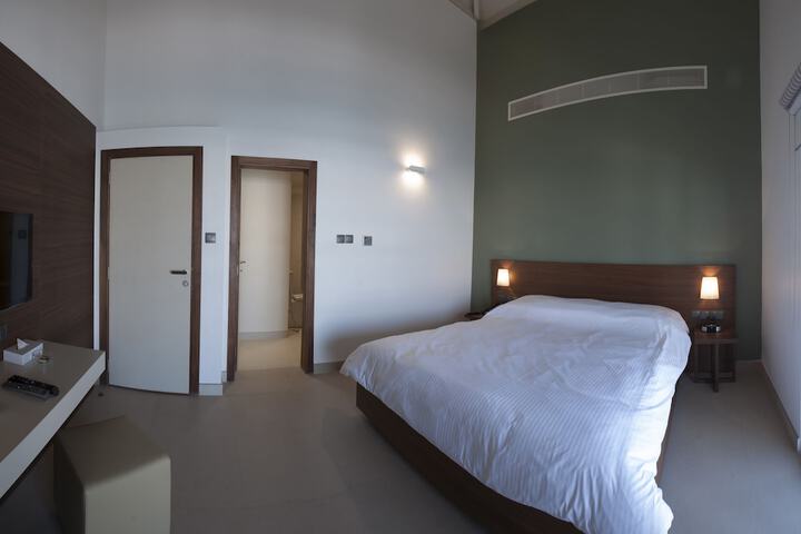 Room 22 of 123