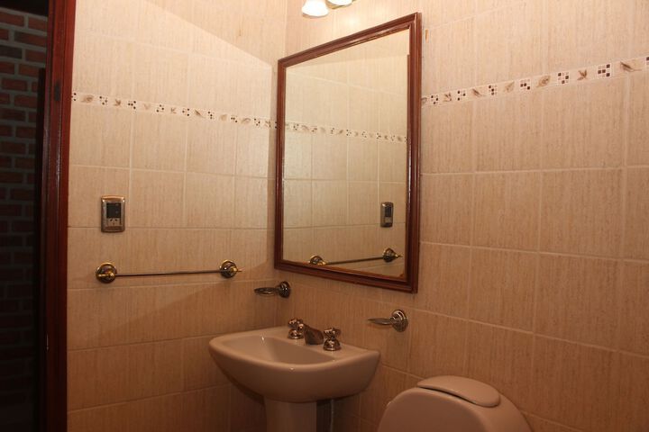 Room 9 of 41