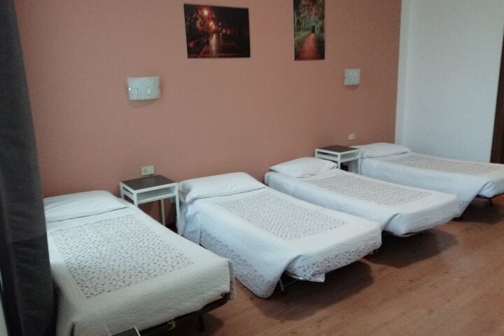 Room 21 of 36