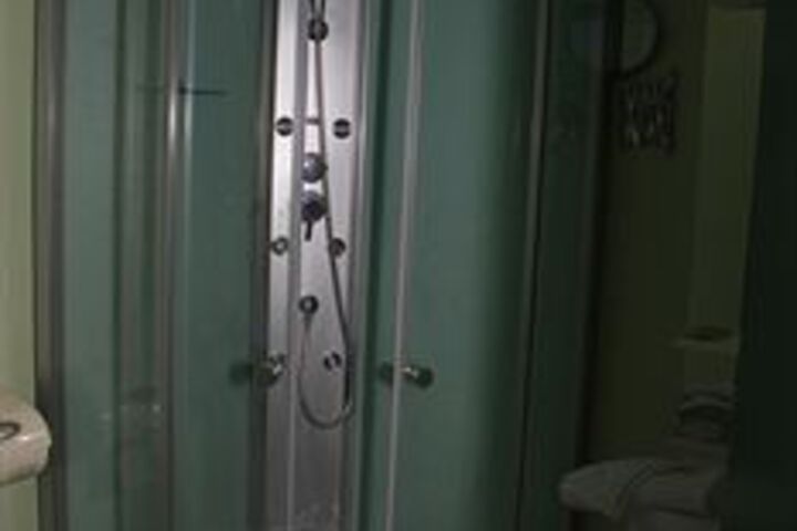 Room 3 of 21