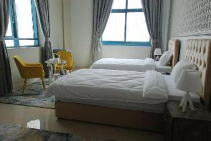 Room 18 of 34