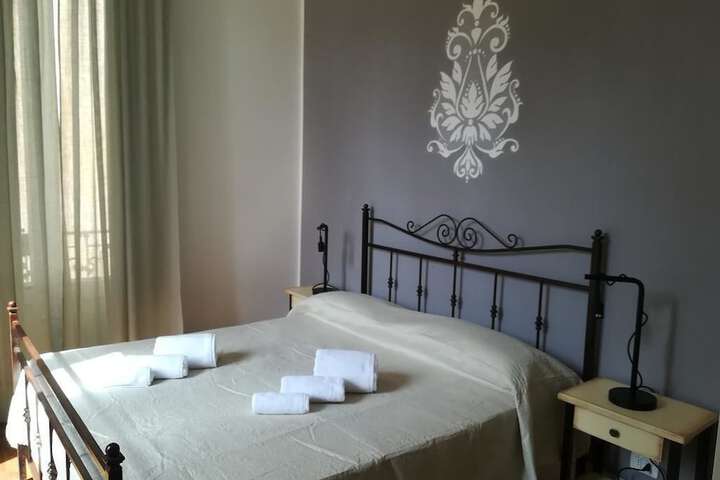 Room 6 of 22