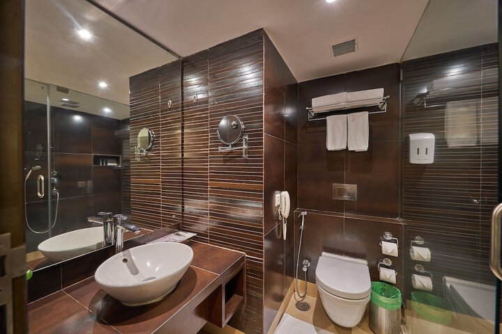 Room 18 of 45