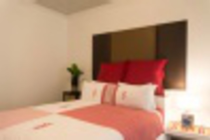 Room 28 of 108