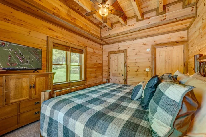 Room 3 of 19