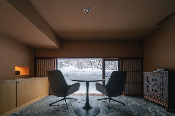 Room 17 of 66