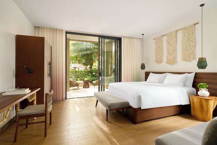 Room 20 of 118