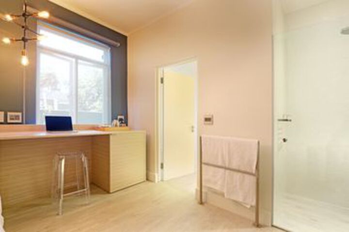Room 29 of 53