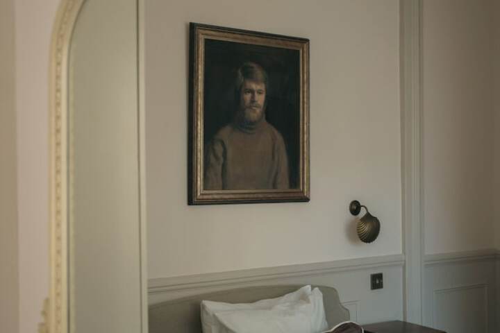 Room 118 of 209