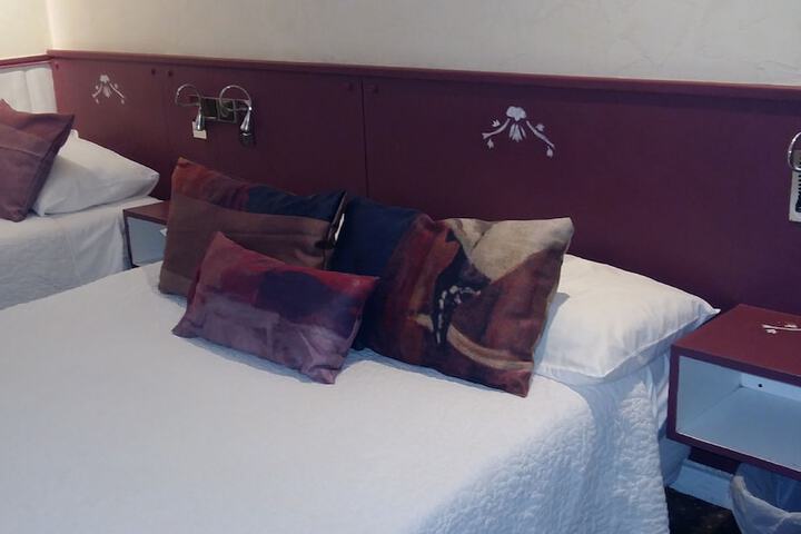 Room 46 of 90