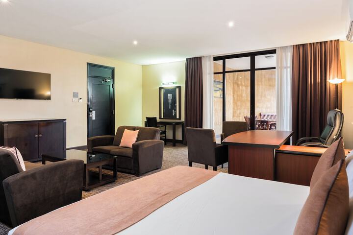 Room 12 of 41