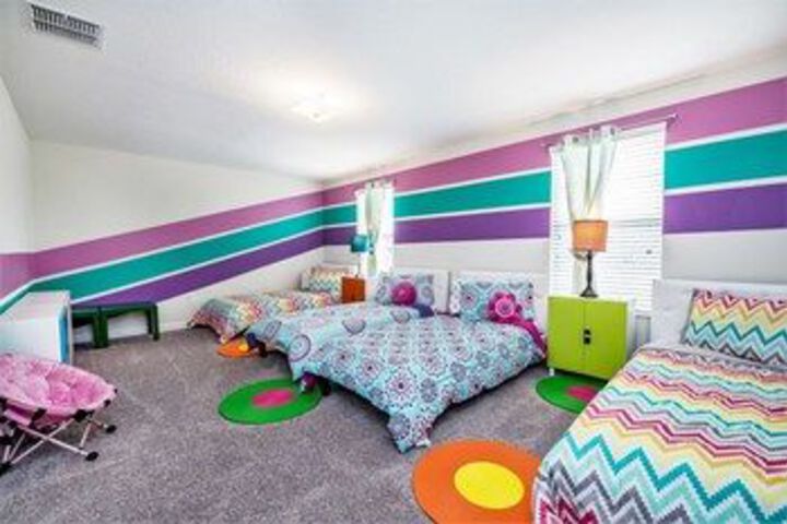 Room 3 of 25