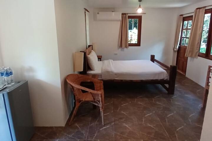 Room 46 of 98