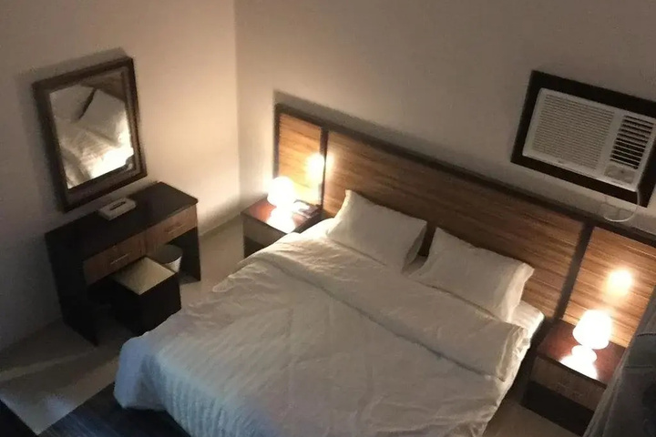 Room 2 of 9