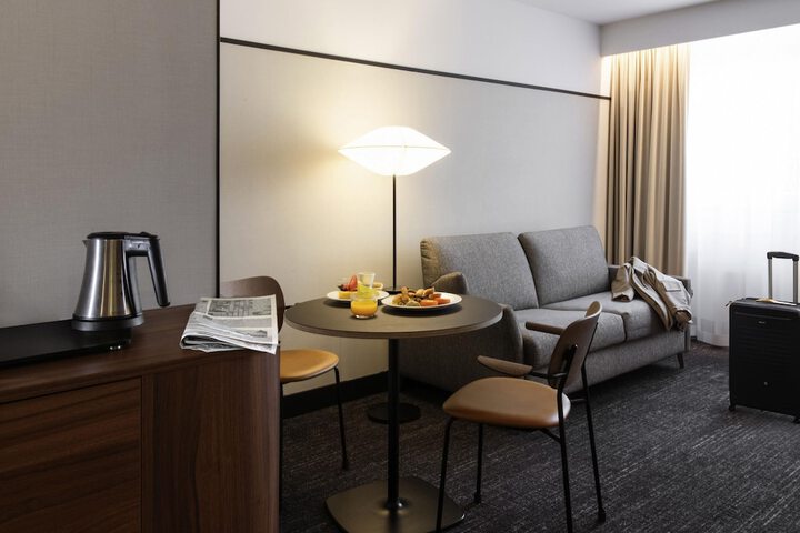 Room 13 of 63