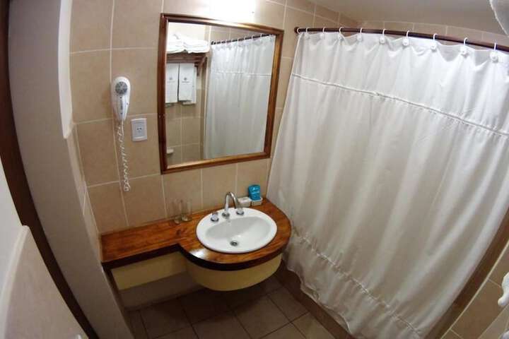 Room 34 of 51