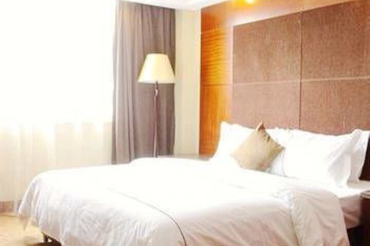 Room 10 of 47