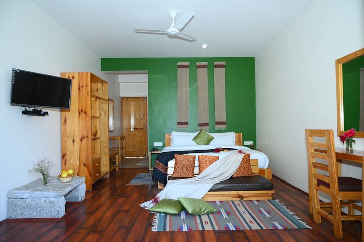 Room 29 of 61