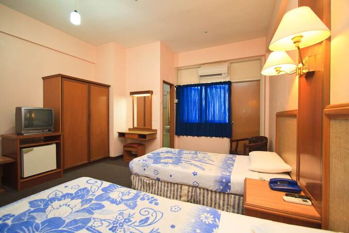 Room 19 of 60