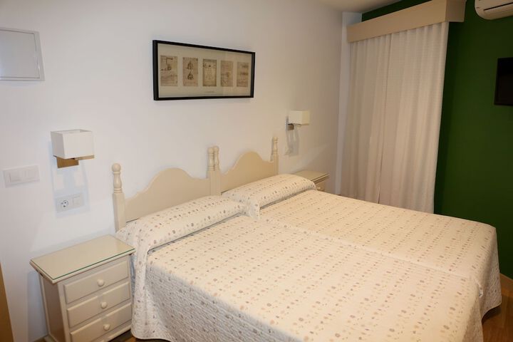 Room 7 of 50