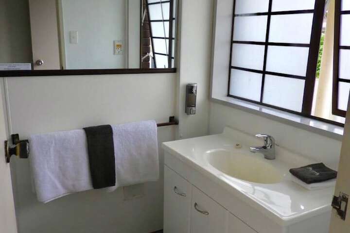 Room 18 of 25