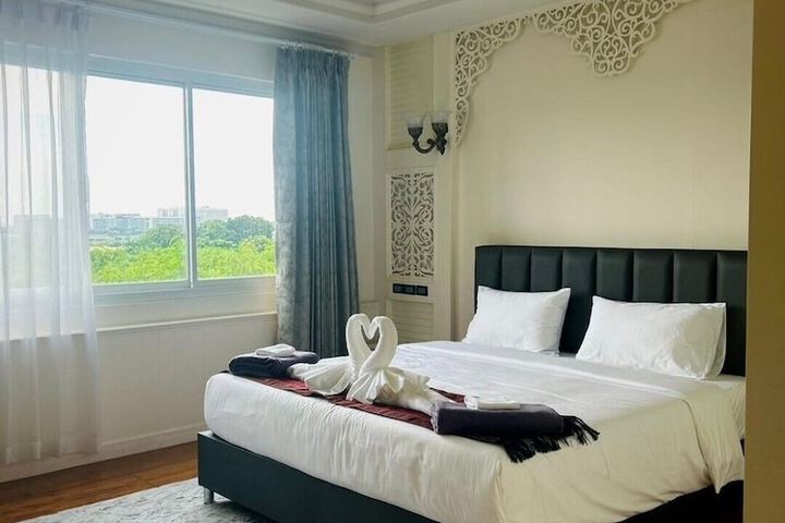 Room 15 of 49
