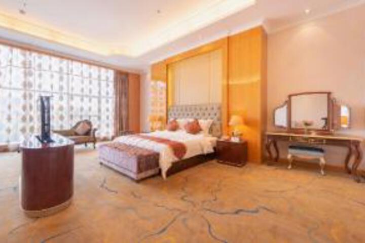 Room 21 of 23