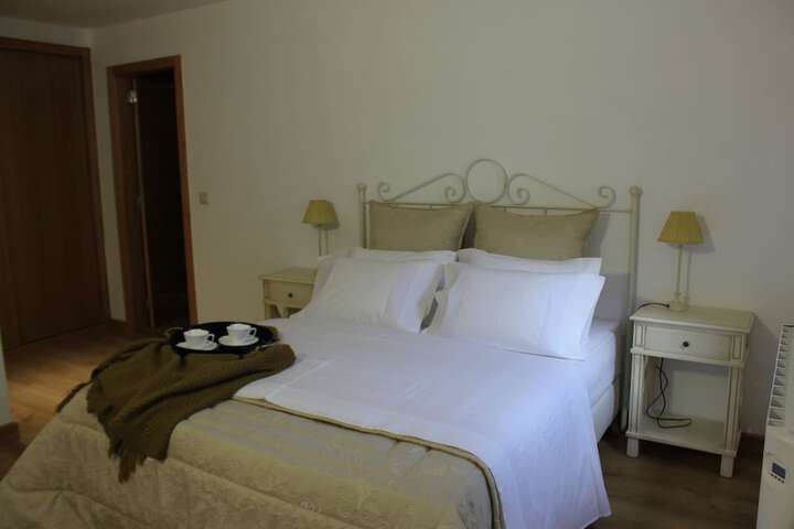Room 12 of 74