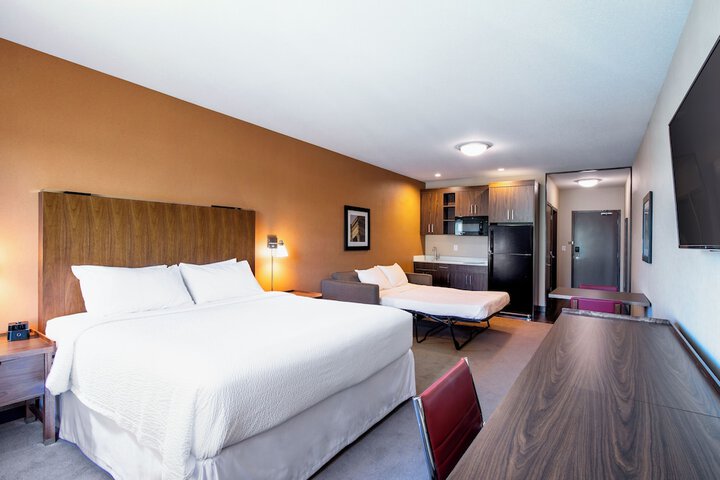 Room 16 of 42