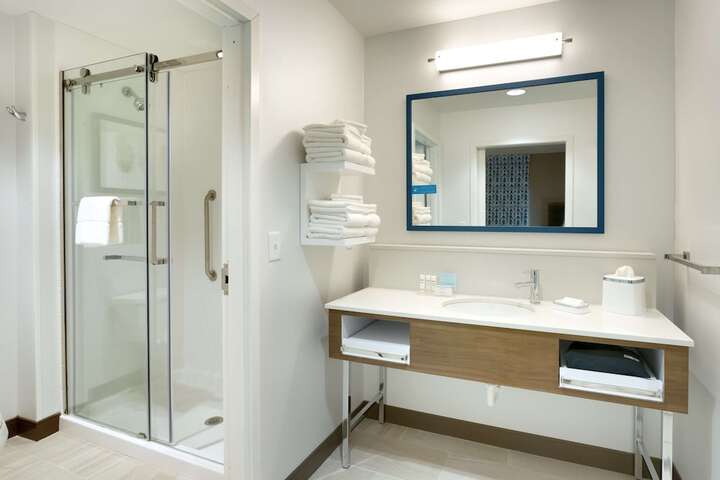 Bathroom shower