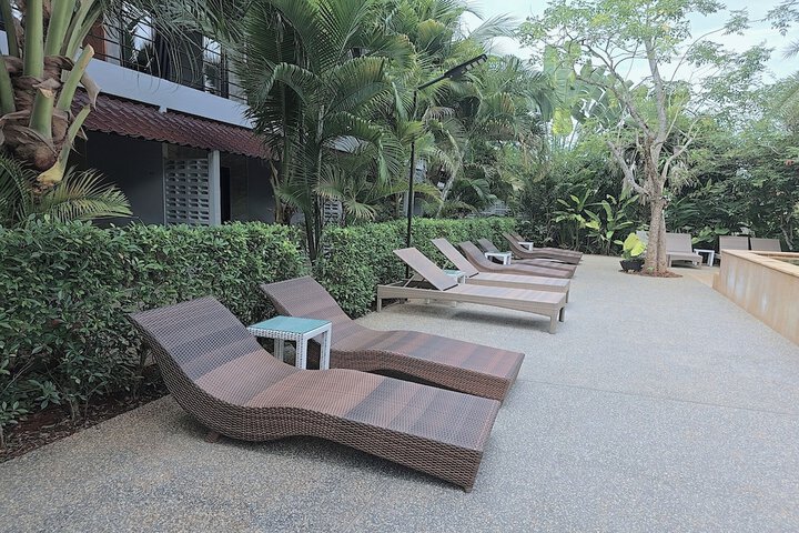 Sundeck 51 of 57