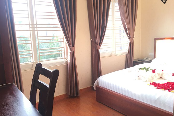 Room 5 of 22